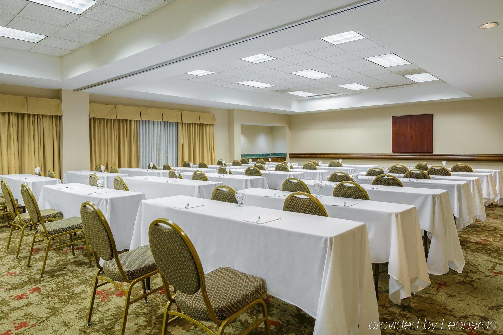 Homewood Suites By Hilton Raleigh/Crabtree Valley Екстер'єр фото