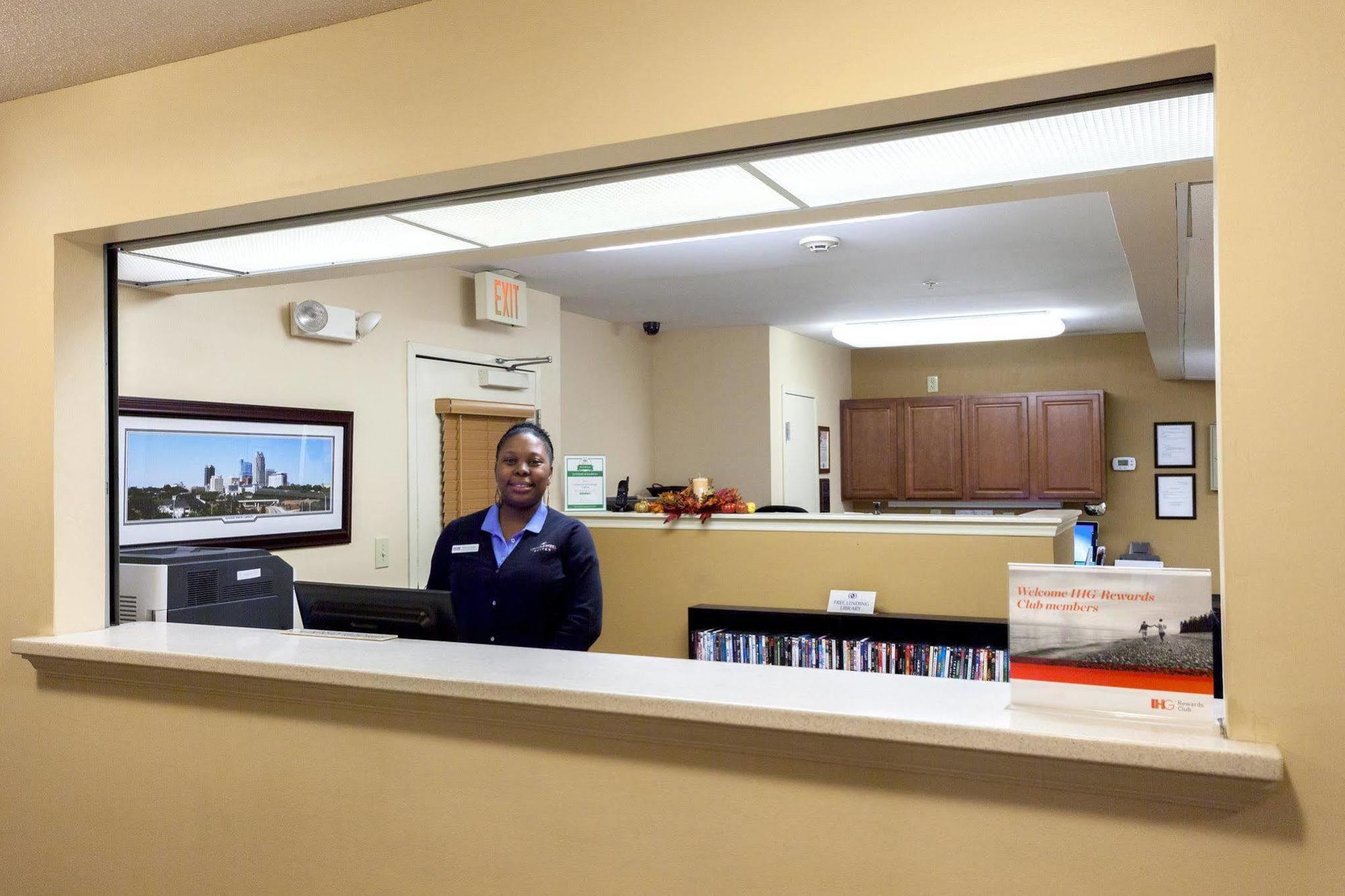 Homewood Suites By Hilton Raleigh/Crabtree Valley Екстер'єр фото